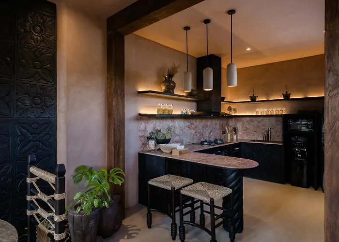 Lyfe Stylish 1br In Villa *