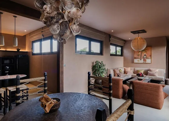 Lyfe Stylish 1br In Villa Pecatu (Bali)